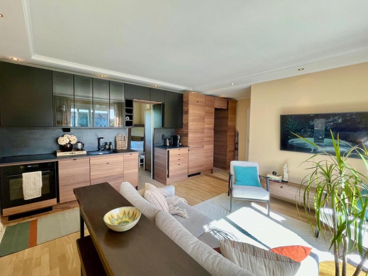 Charming Penthouse With Big Terrace